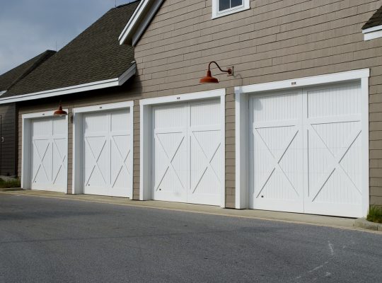 Klucz do niezawodności - serwis bram garażowych jako fundament bezpiecznego domu